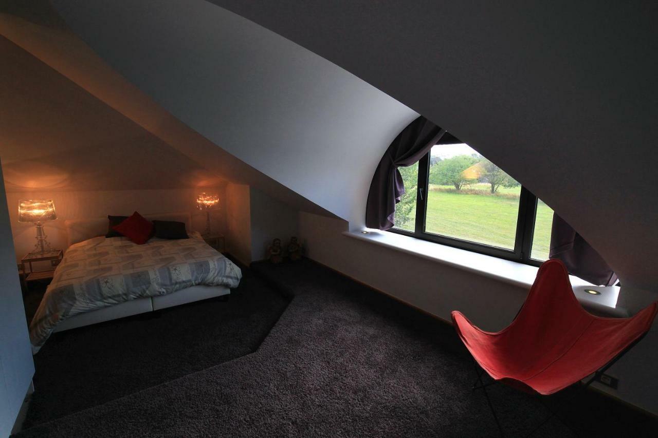 La Petite Bruyere De Renaix Bed & Breakfast Екстериор снимка